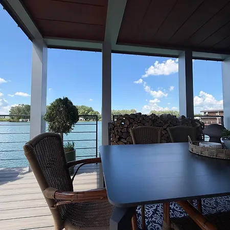 Brand New, Wifi, Ac, Sundeck, Wide View, Bbq